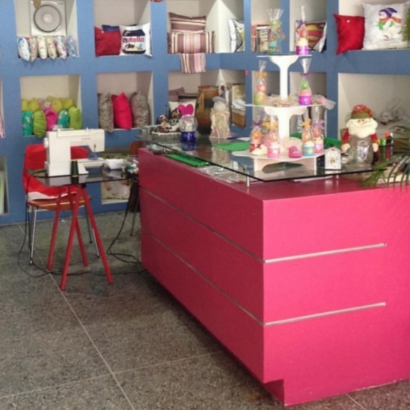 Meet your Posher, Isabel - Picture 1 of 1